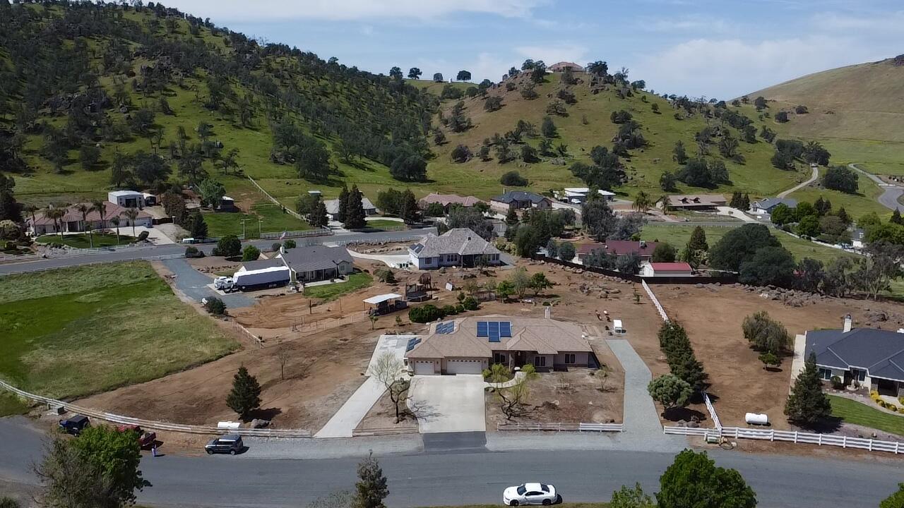 16357 Goat Ranch Road Springville, CA 93265 - Photo 3 of 51 2022-04-04-12-05-29-906