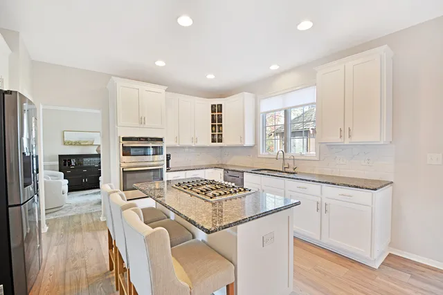 $649,000 | 63 Tournament Drive South, Hawthorn Woods, IL 60047