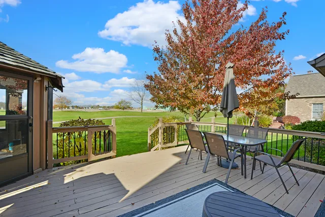 $649,000 | 63 Tournament Drive South, Hawthorn Woods, IL 60047