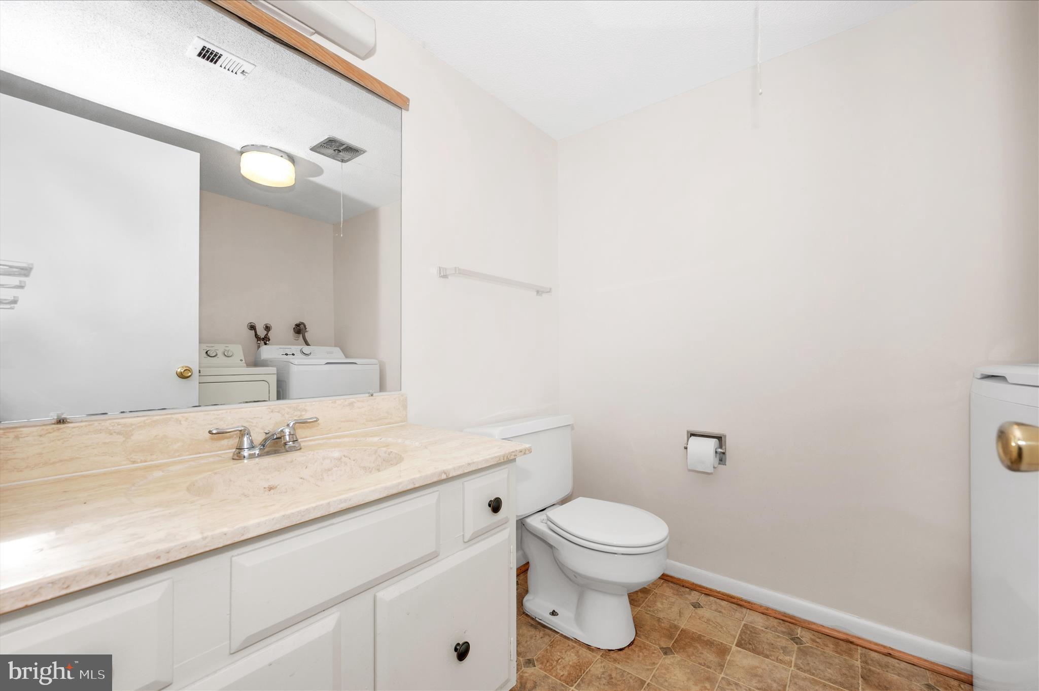 3261 South Leisure World Boulevard, Unit 108F Silver Spring, MD 20906 - Photo 19 of 81 Bathroom