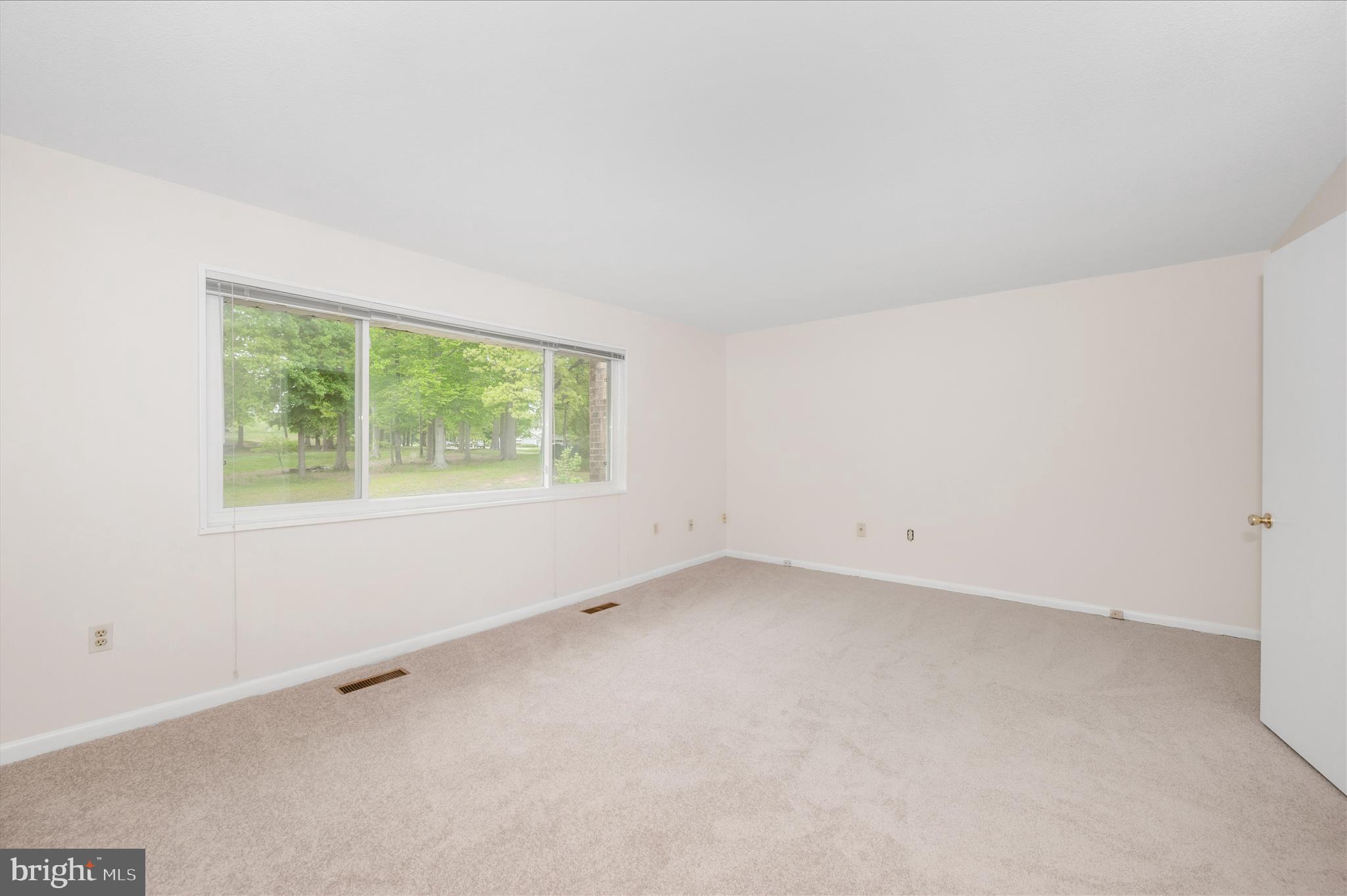 3261 South Leisure World Boulevard, Unit 108F Silver Spring, MD 20906 - Photo 27 of 81 Primary Bedroom