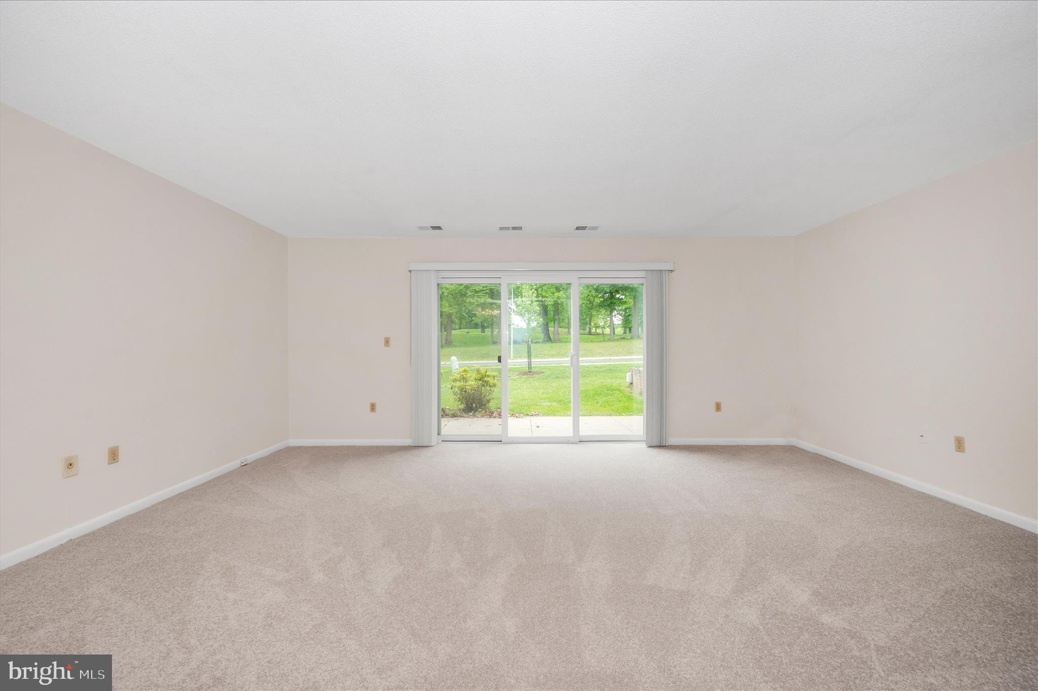 3261 South Leisure World Boulevard, Unit 108F Silver Spring, MD 20906 - Photo 5 of 81 Living Room