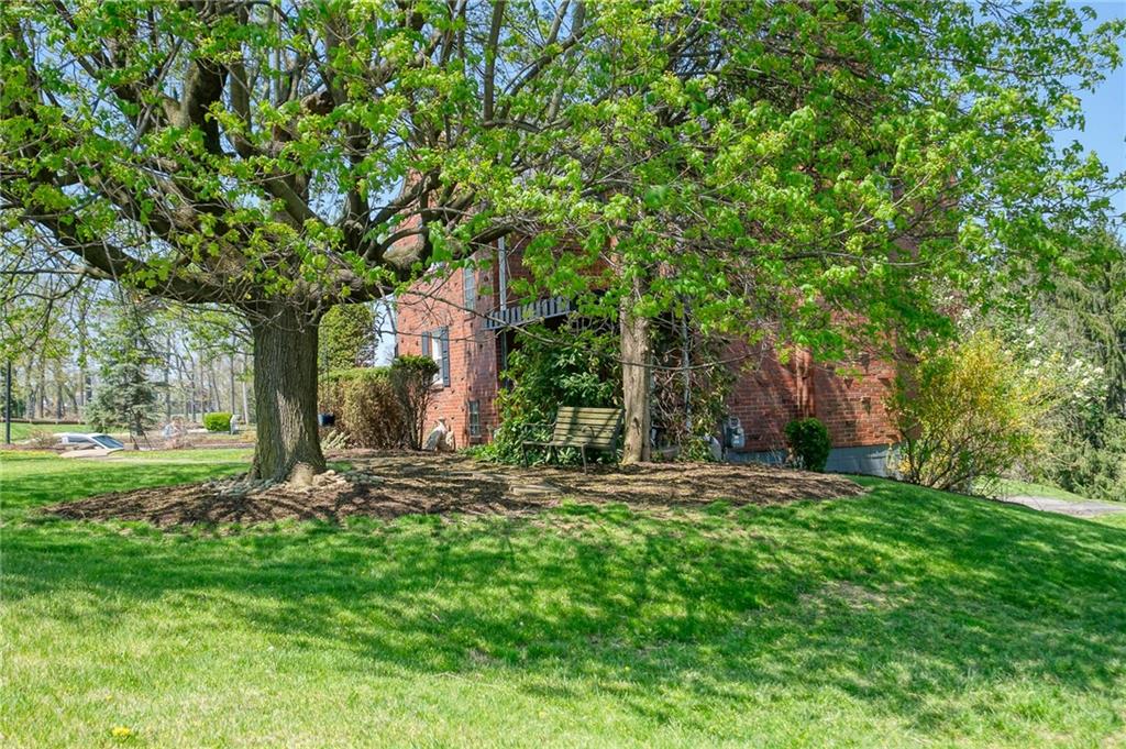 4419 Hamilton Road Pittsburgh, PA 15234 - Photo 13 of 25 Gallery Image 13
