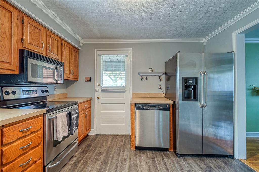 4419 Hamilton Road Pittsburgh, PA 15234 - Photo 5 of 25 Gallery Image 5