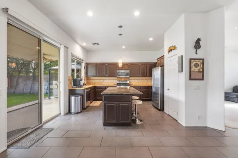 $590,000 | 27742 Avenida Maravilla, Cathedral City, CA 92234