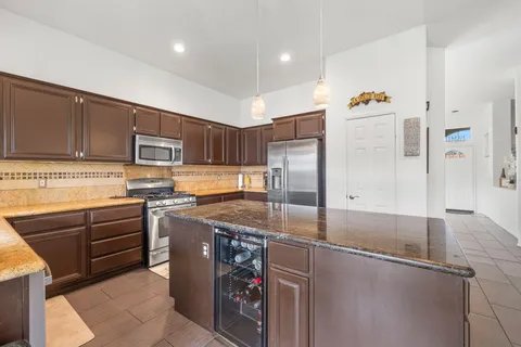 $590,000 | 27742 Avenida Maravilla, Cathedral City, CA 92234