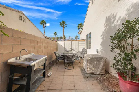 $590,000 | 27742 Avenida Maravilla, Cathedral City, CA 92234