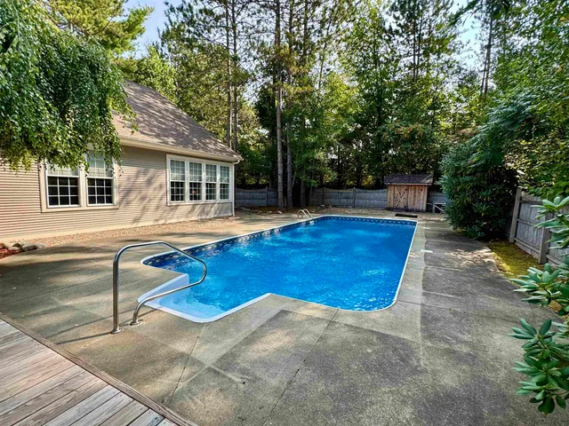 $525,000 | 20 Cherry Lane, Newport, VT 05855