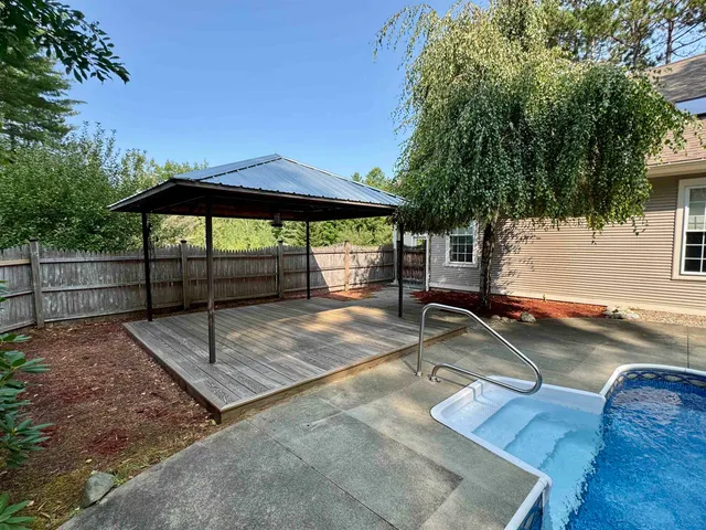 $525,000 | 20 Cherry Lane, Newport, VT 05855