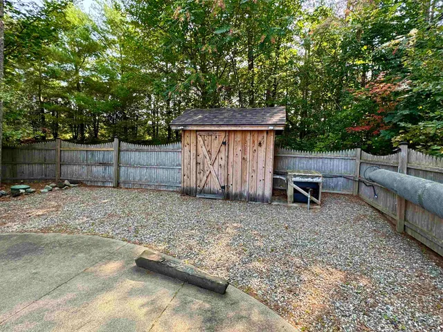 $525,000 | 20 Cherry Lane, Newport, VT 05855