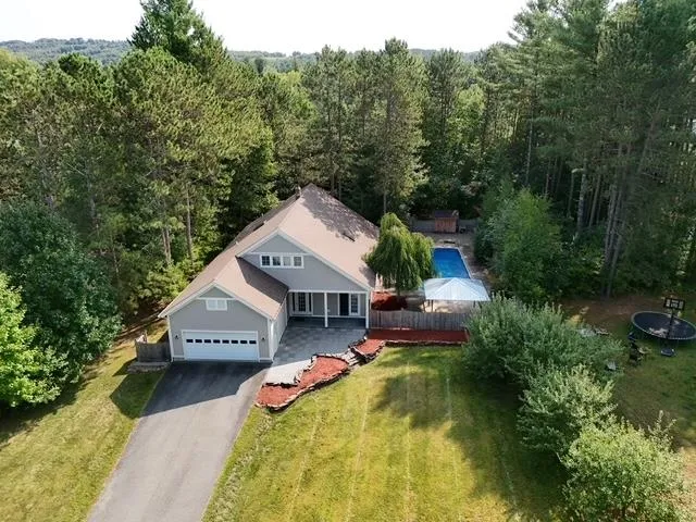 $525,000 | 20 Cherry Lane, Newport, VT 05855