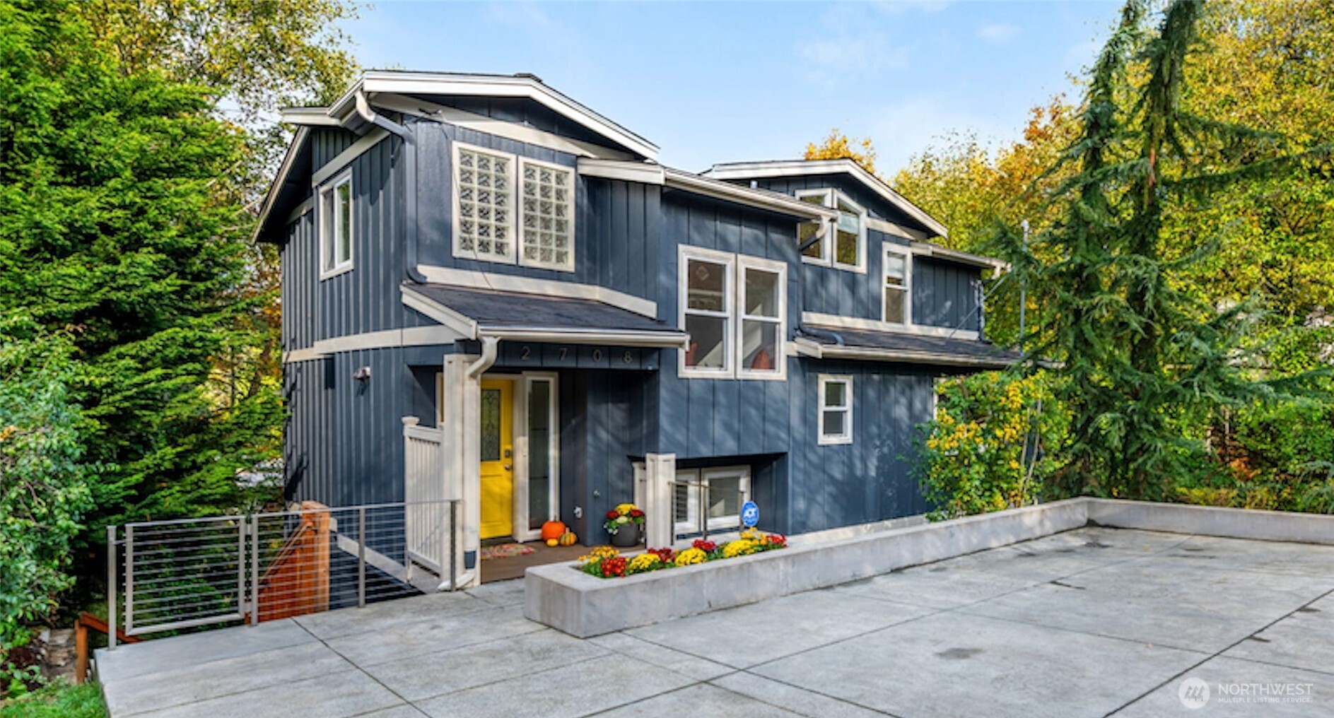 2708 Northeast 98th Street Seattle, WA 98115 - Photo 1 of 40