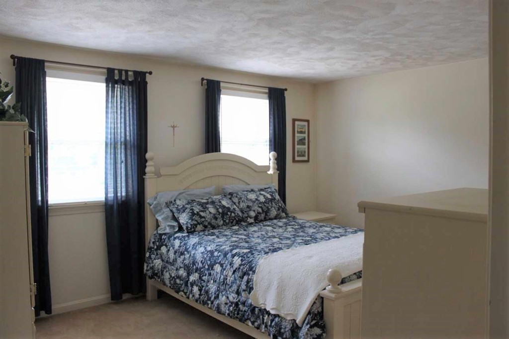 163 Navillus Road Tewksbury, MA 01876 - Photo 8 of 13 Gallery Image 8