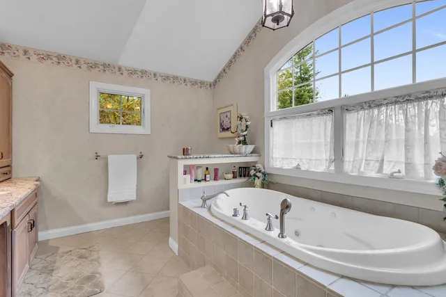 $624,900 | 4880 Indian Creek Drive, Jackson, MI 49201