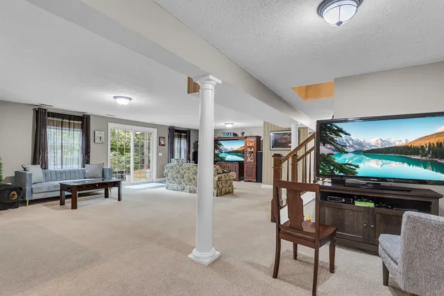 $624,900 | 4880 Indian Creek Drive, Jackson, MI 49201