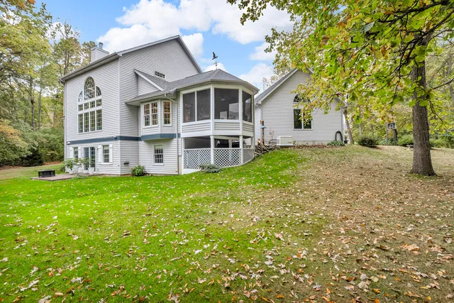 $624,900 | 4880 Indian Creek Drive, Jackson, MI 49201