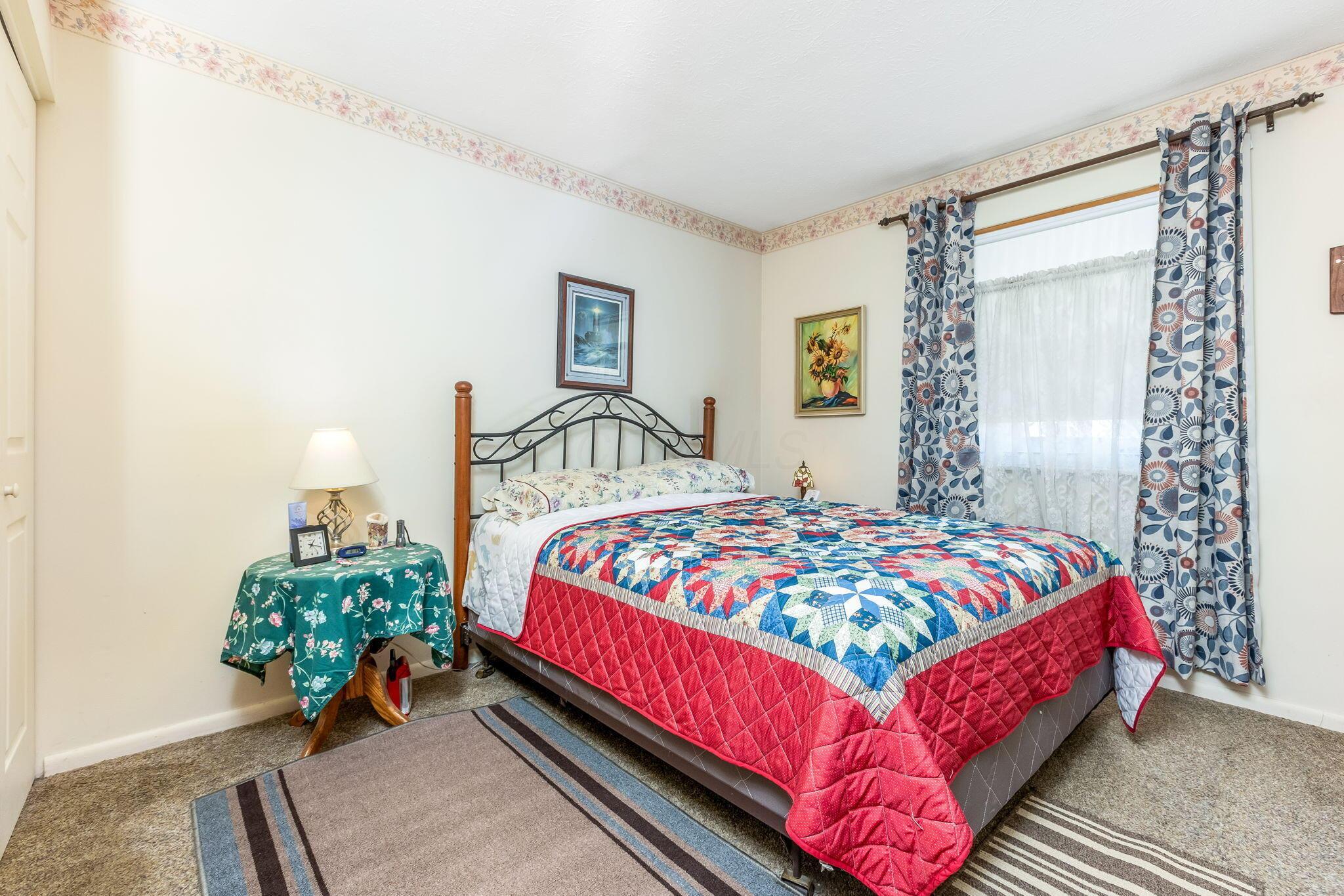 3927 Frazier Road East Columbus, OH 43207 - Photo 21 of 40 23-web-or-mls-0D3A4330