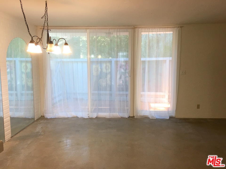 42356 Dunes View Road, Unit 5 Rancho Mirage, CA 92270 - Photo 11 of 30