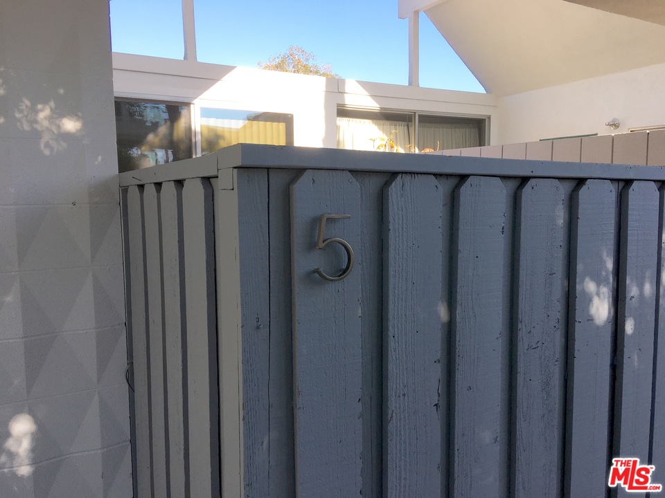 42356 Dunes View Road, Unit 5 Rancho Mirage, CA 92270 - Photo 5 of 30