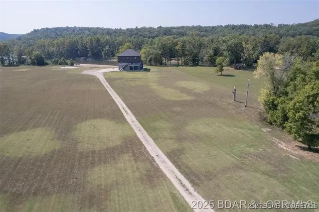 $1,500,000 | 2262 Brown Road, Van Buren, MO 63965