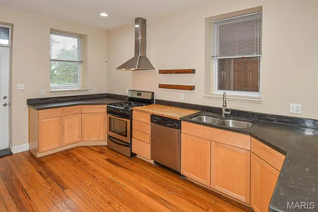 $1,750 | 2602 Minnesota Avenue, St. Louis, MO 63118