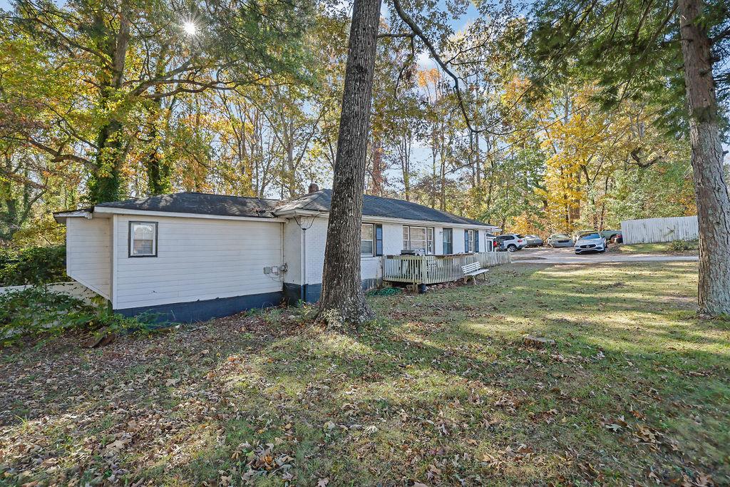 804 Rowland Road Stone Mountain, GA 30083 - Photo 6 of 27 Gallery Image 6