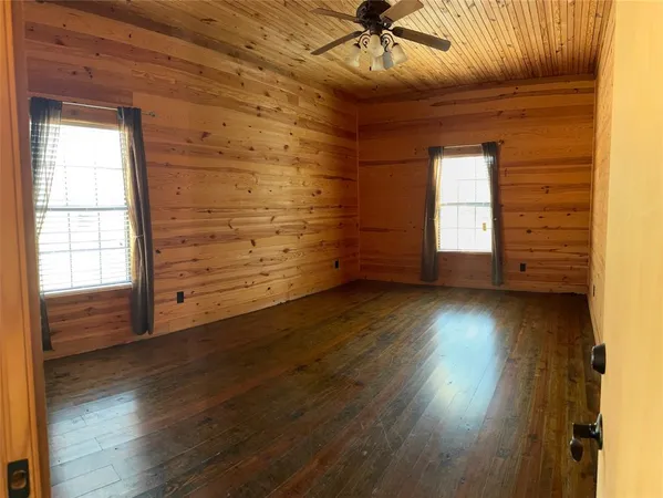 $335,000 | 14053 County Road 4112, Kerens, TX 75144