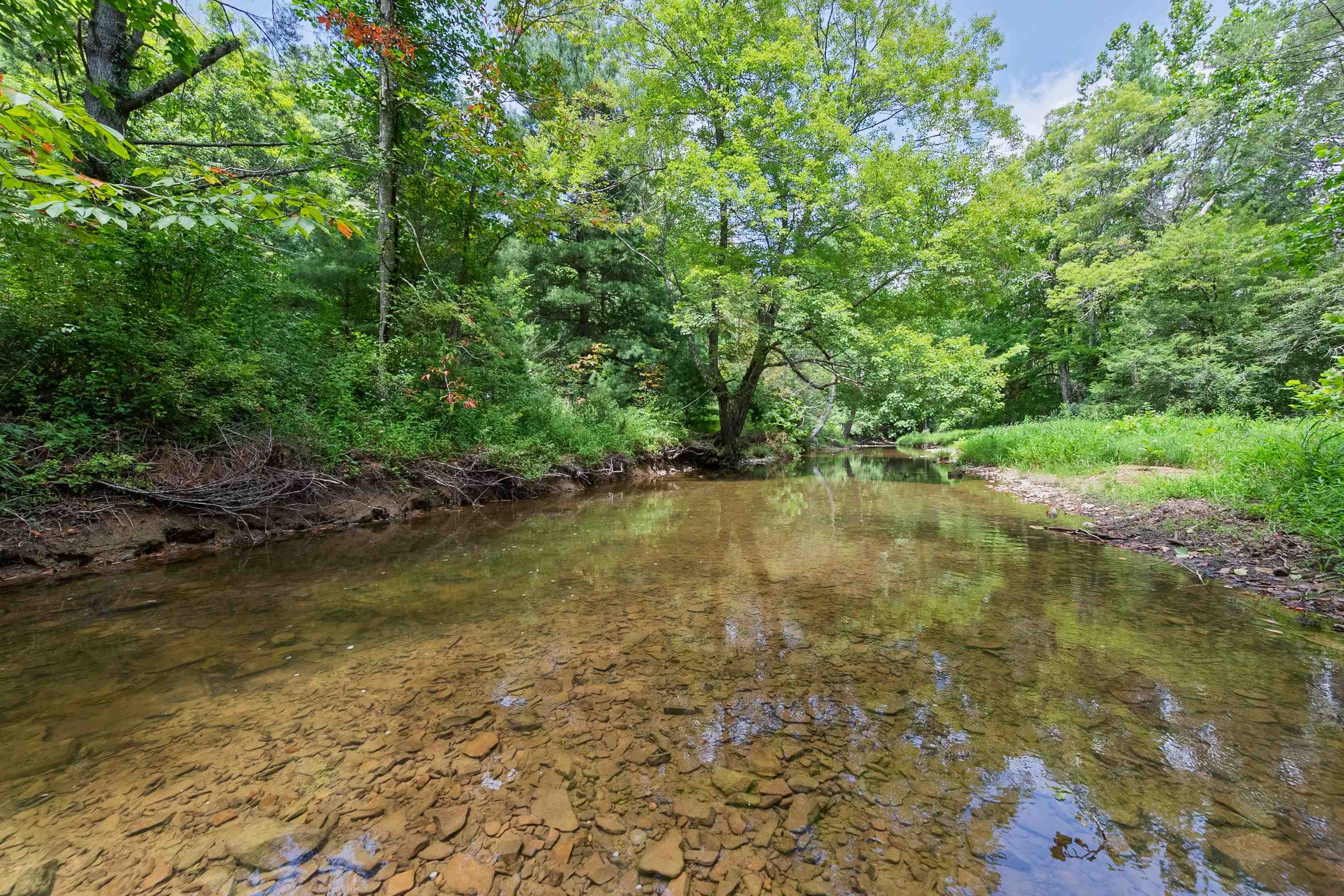 5685 Robinson Tract Road Pulaski, VA 24301 - Photo 32 of 82 Gallery Image 32
