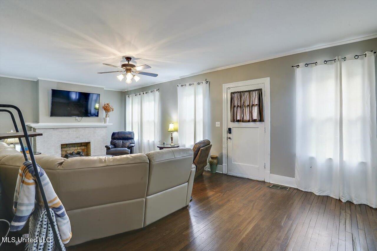 450 East Ridgeway Street Jackson, MS 39206 - Photo 9 of 56 09-450 E Ridgeway St