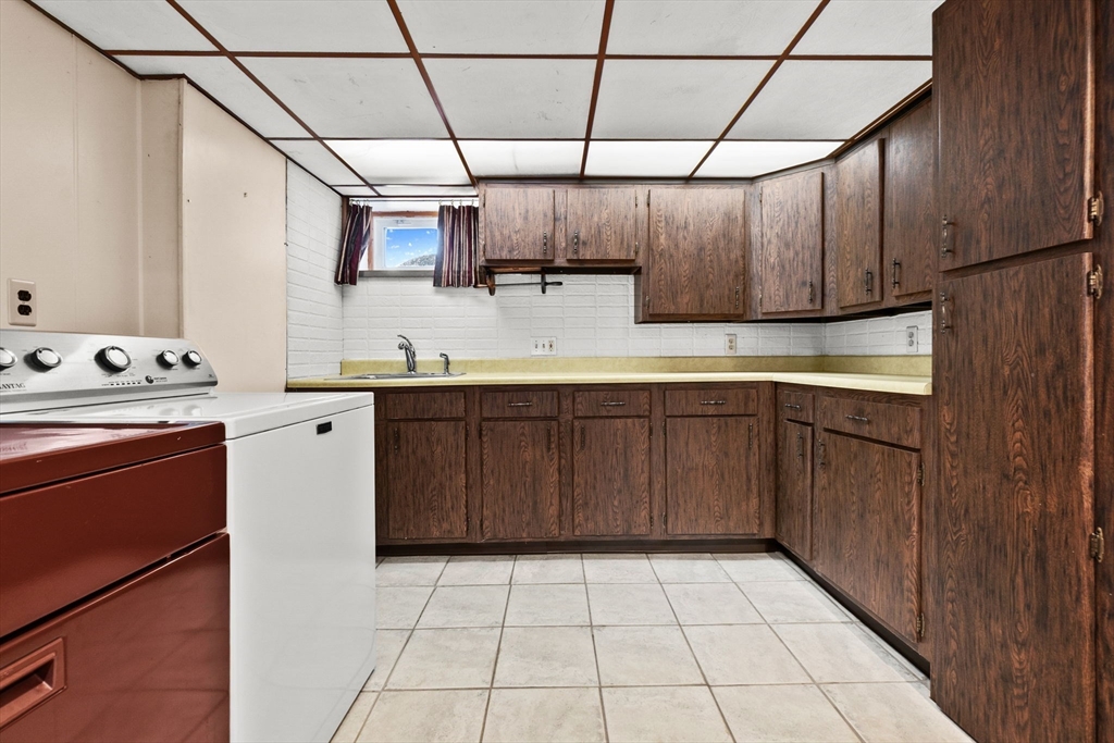 33 Lantern Road Revere, MA 02151 - Photo 29 of 32 Gallery Image 29