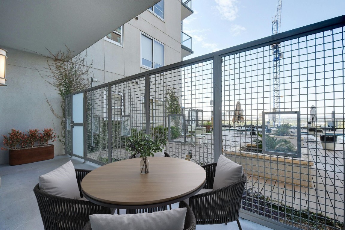 Private terrace (virtually staged)