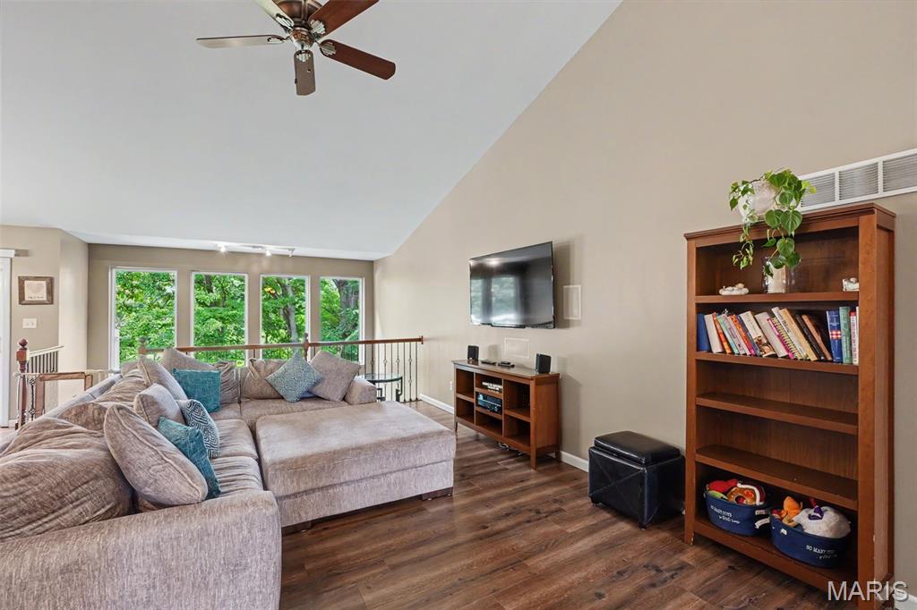 185 Roxbury Drive O'Fallon, MO 63366 - Photo 7 of 30