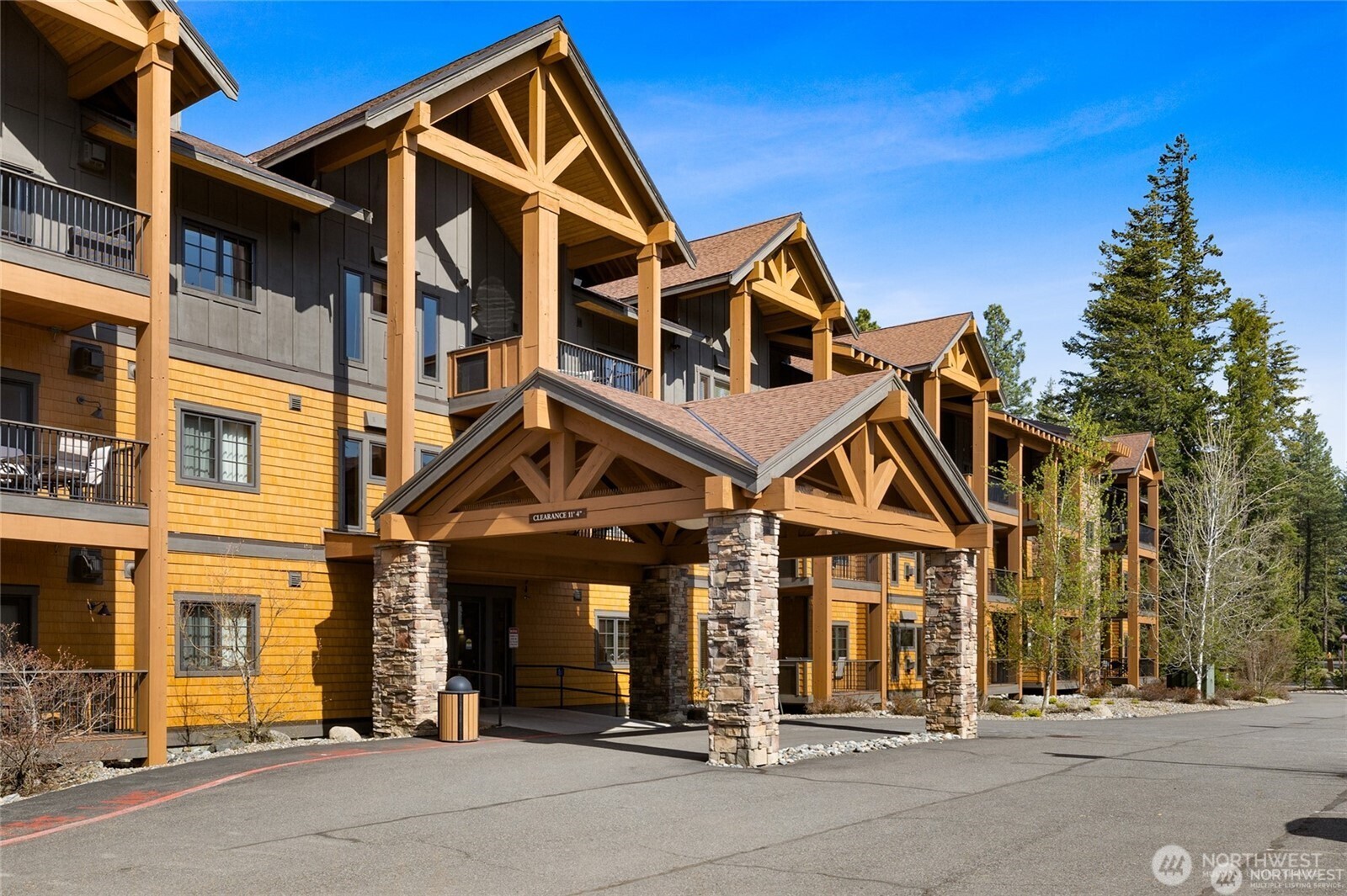 3770 Suncadia Trail, Unit 209 Cle Elum, WA 98922 - Photo 1 of 26