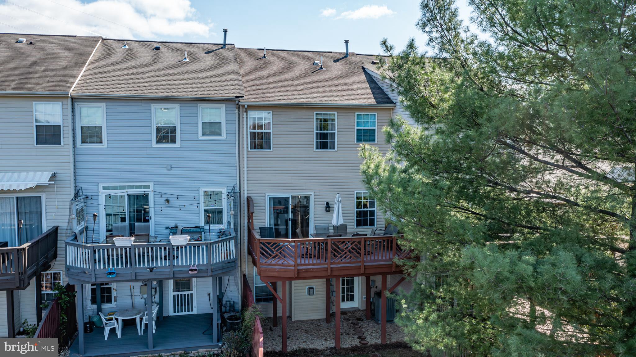 44167 Tippecanoe Terrace Ashburn, VA 20147 - Photo 49 of 56 a house view with a outdoor space