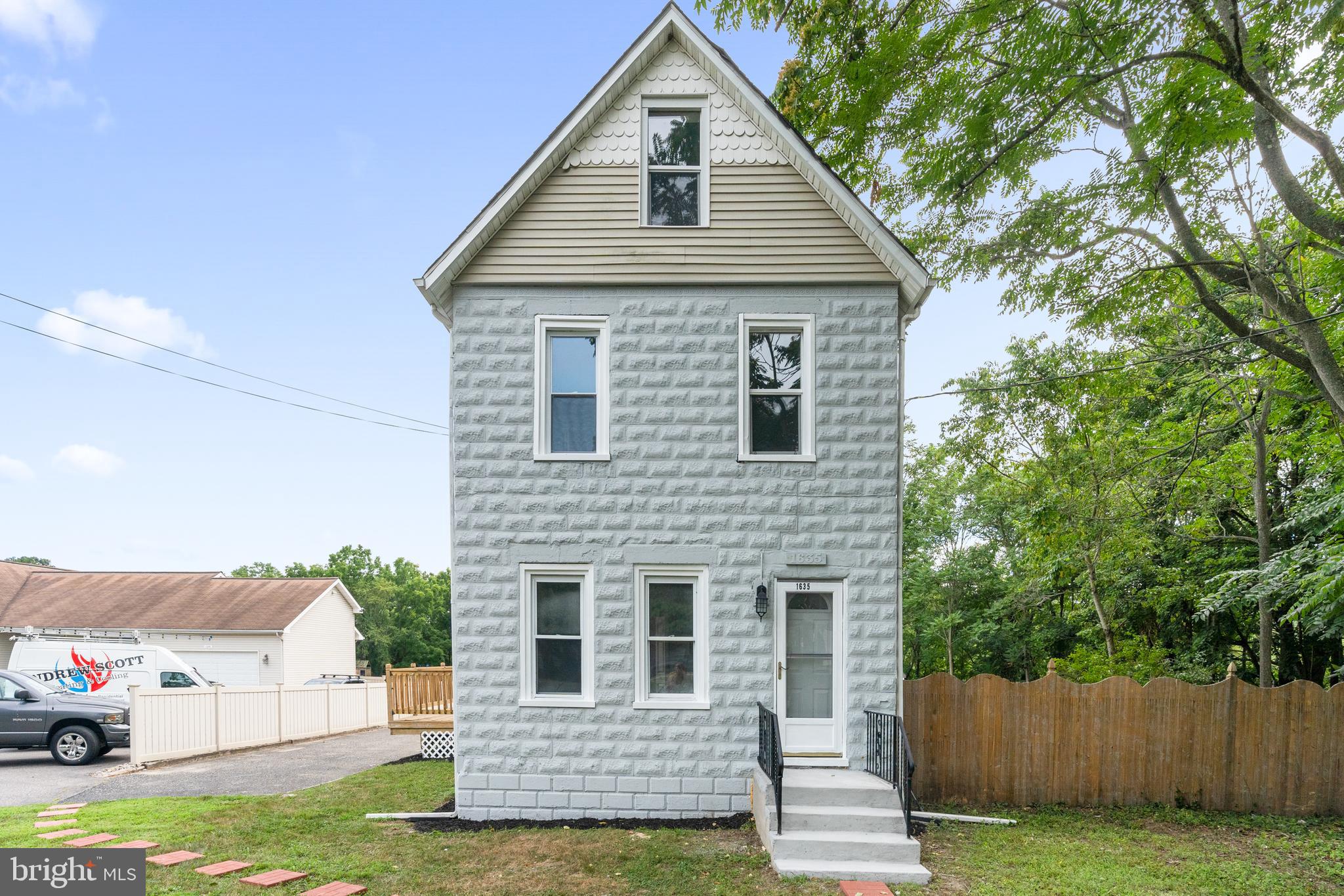 1635 Good Intent Road Deptford, NJ 08096 - Photo 2 of 32 Gallery Image 2