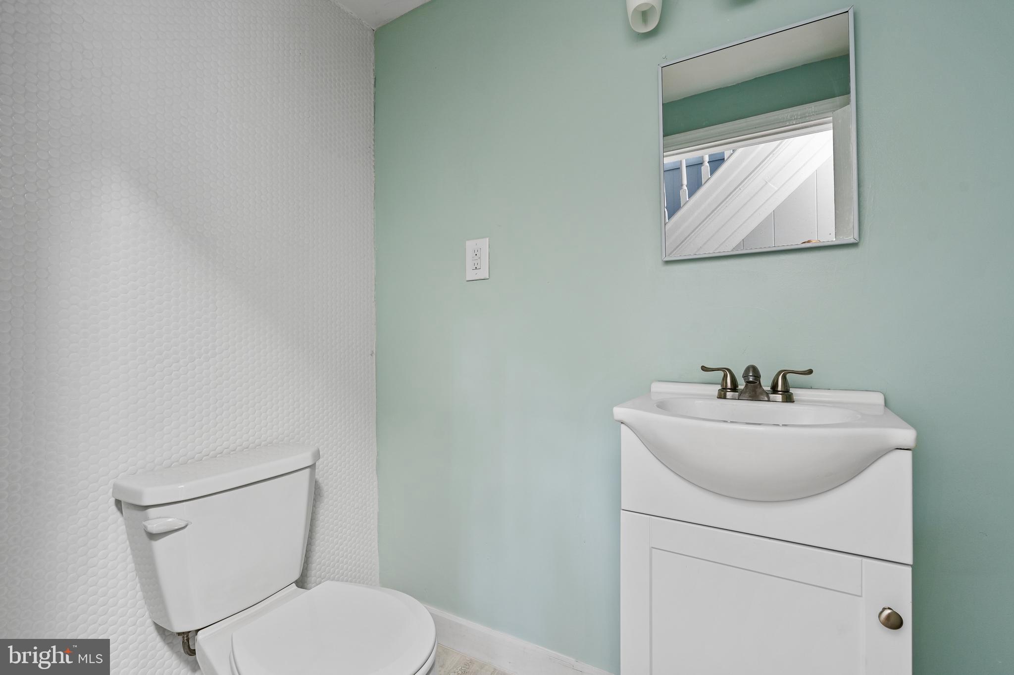1635 Good Intent Road Deptford, NJ 08096 - Photo 19 of 32 Main level half bath