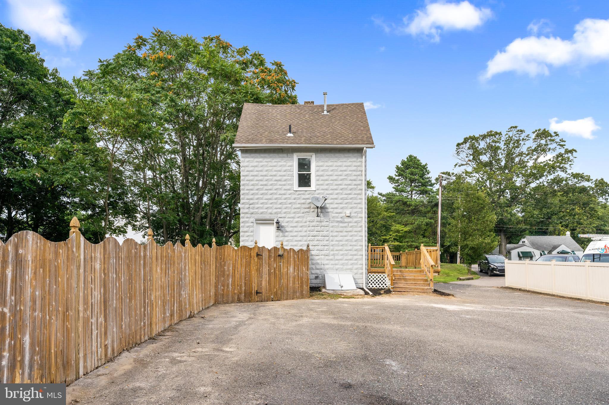 1635 Good Intent Road Deptford, NJ 08096 - Photo 29 of 32 Driveway parking