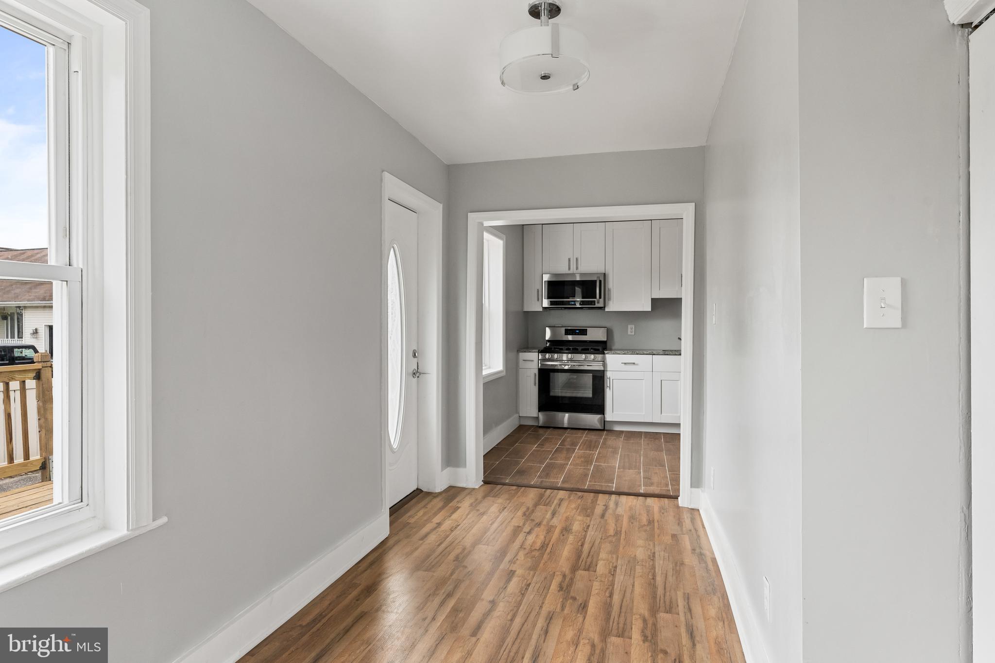 1635 Good Intent Road Deptford, NJ 08096 - Photo 10 of 32 Dining Room with view to Kitchen