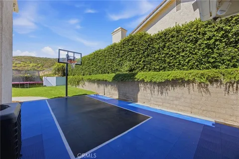$2,000,000 | 29644 Kimberly Drive, Agoura Hills, CA 91301