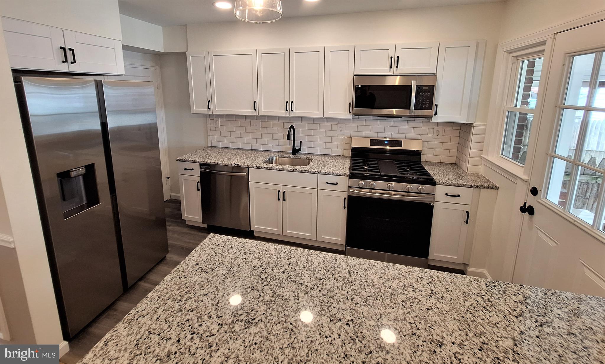 1904 Wareham Road Dundalk, MD 21222 - Photo 4 of 11 Kitchen