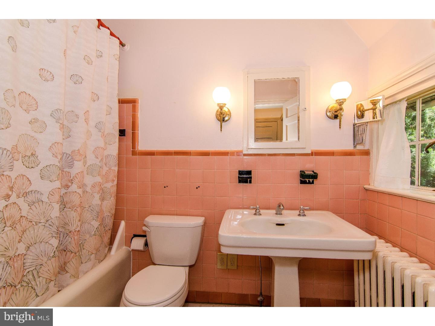12 Hilltop Road Rose Valley, PA 19086 - Photo 11 of 22