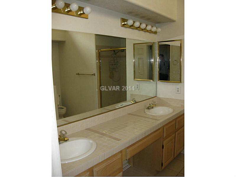 1968 Nuevo Road Henderson, NV 89014 - Photo 16 of 30 Master Bath/Spa.