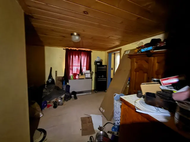 $78,000 | 105 Bray Avenue, Fairfield, ME 04937