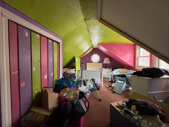 $78,000 | 105 Bray Avenue, Fairfield, ME 04937