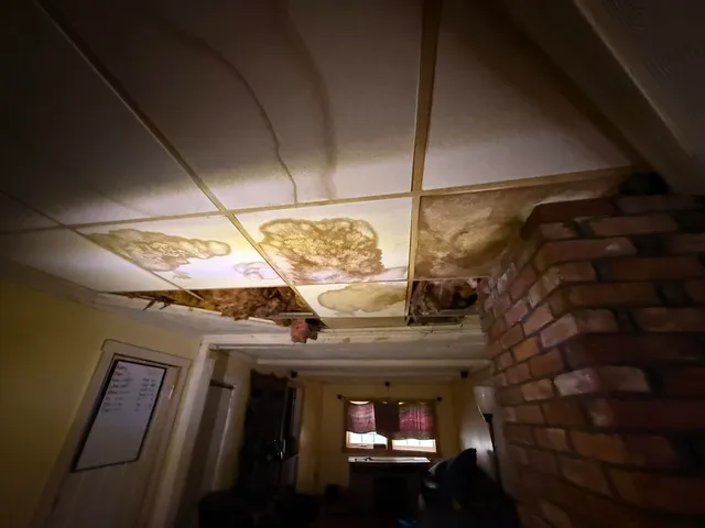 $78,000 | 105 Bray Avenue, Fairfield, ME 04937