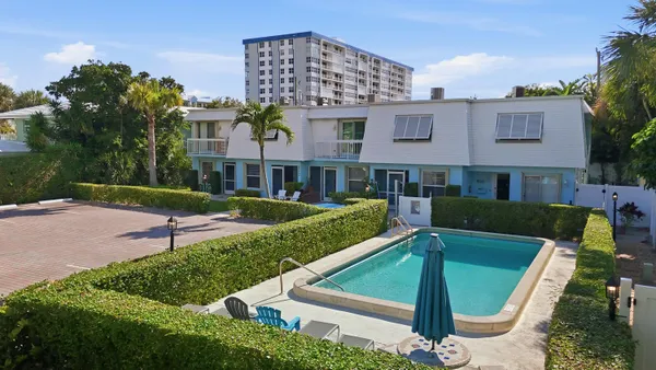 $3,400 | 842 Southeast 19th Avenue, Unit 102, Deerfield Beach, FL 33441