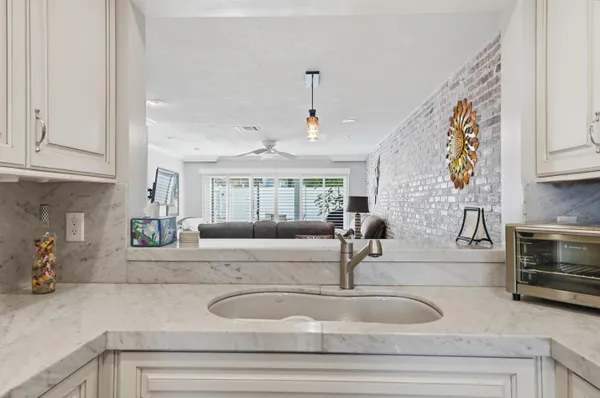 $3,400 | 842 Southeast 19th Avenue, Unit 102, Deerfield Beach, FL 33441