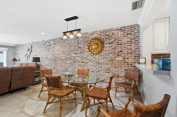 $3,400 | 842 Southeast 19th Avenue, Unit 102, Deerfield Beach, FL 33441