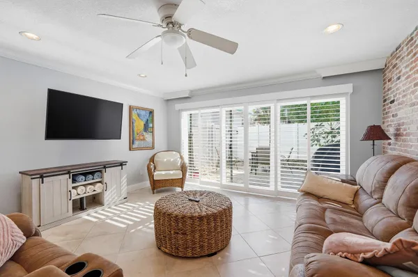 $3,400 | 842 Southeast 19th Avenue, Unit 102, Deerfield Beach, FL 33441