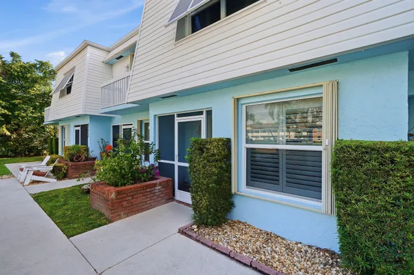 $3,400 | 842 Southeast 19th Avenue, Unit 102, Deerfield Beach, FL 33441